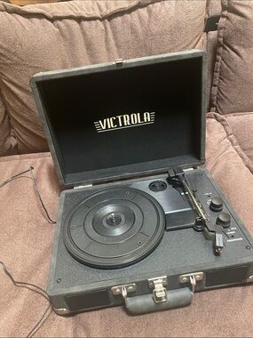 Victrola Black Portable Suitcase Turntable